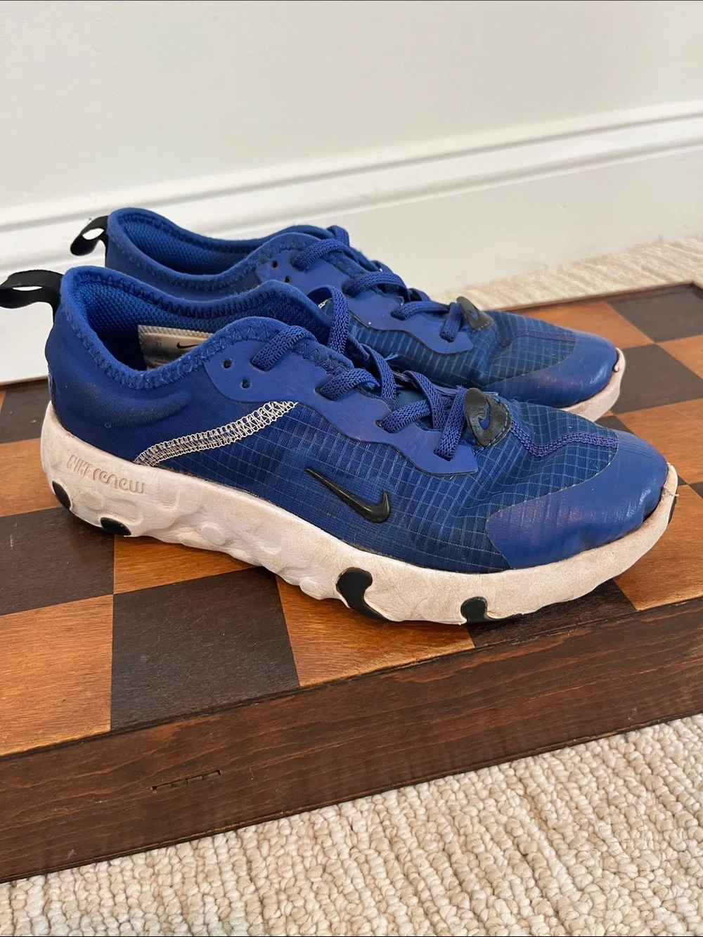 Nike youth running
